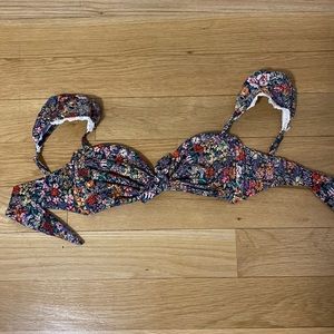 Montce floral Cabana Bikini Top
